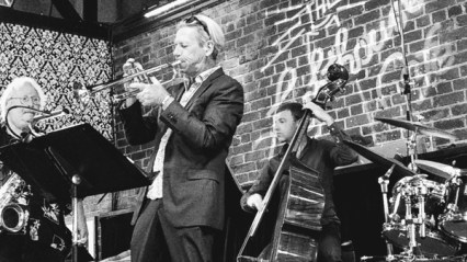 Mitch Manker, trumpet, Igor Kogan, bass – © Nish